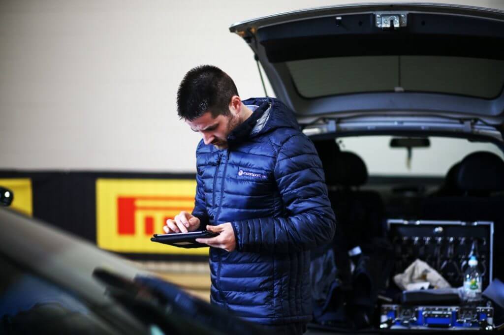 Scrutineering Shop Photo