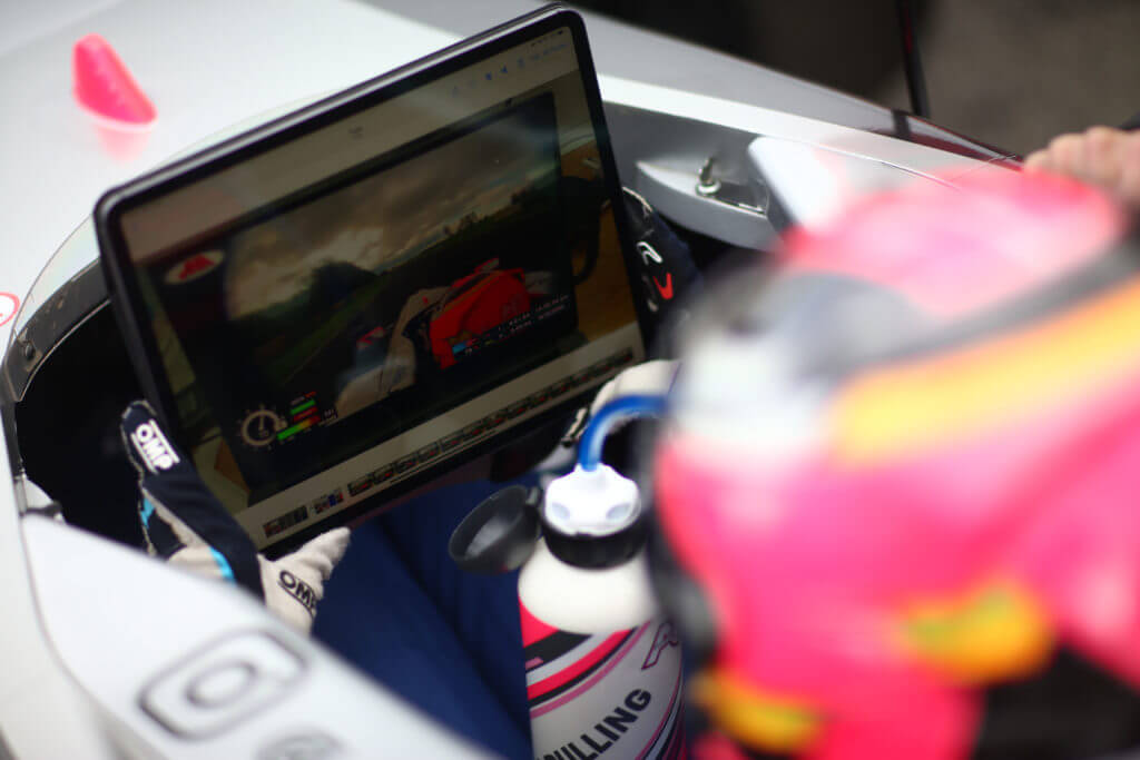 Abbi Pulling (GBR) – JHR British F4