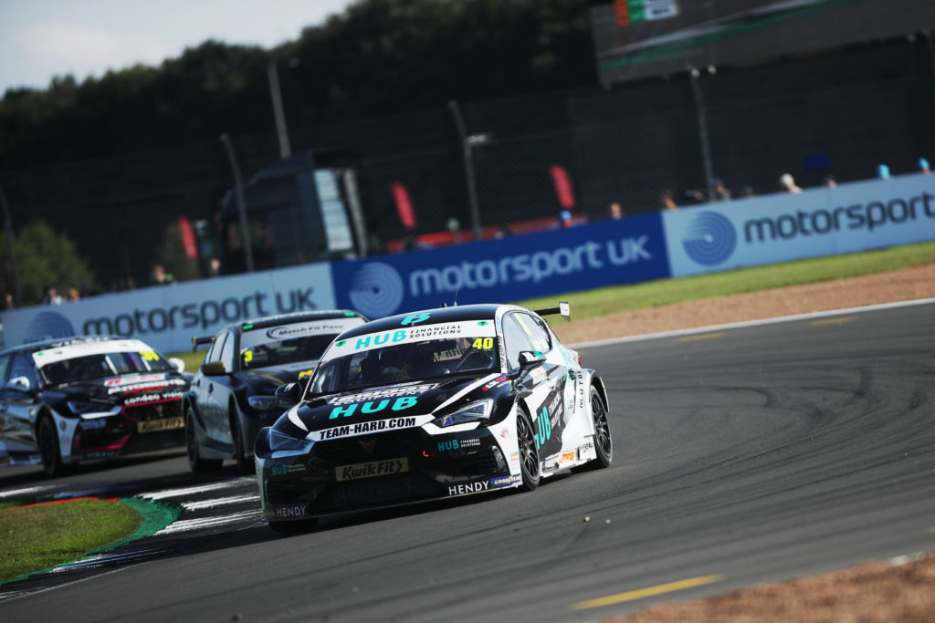 Aron Taylor-Smith (IRL) – Team HARD Cupra Leon