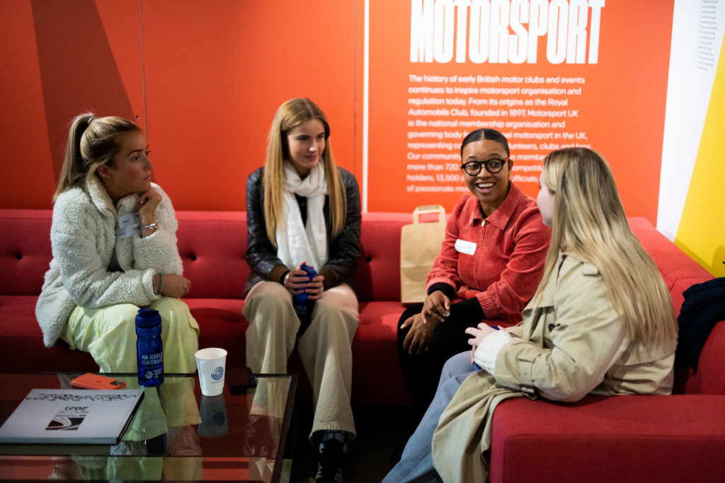 LouJohnson_GirlsOnTrack_Oct22-1237—Copy