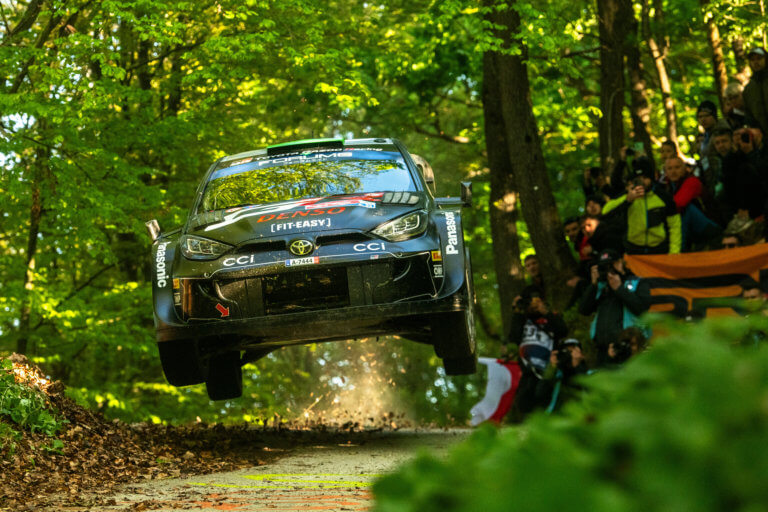 Busy month ahead for WRC title contenders Evans and Martin